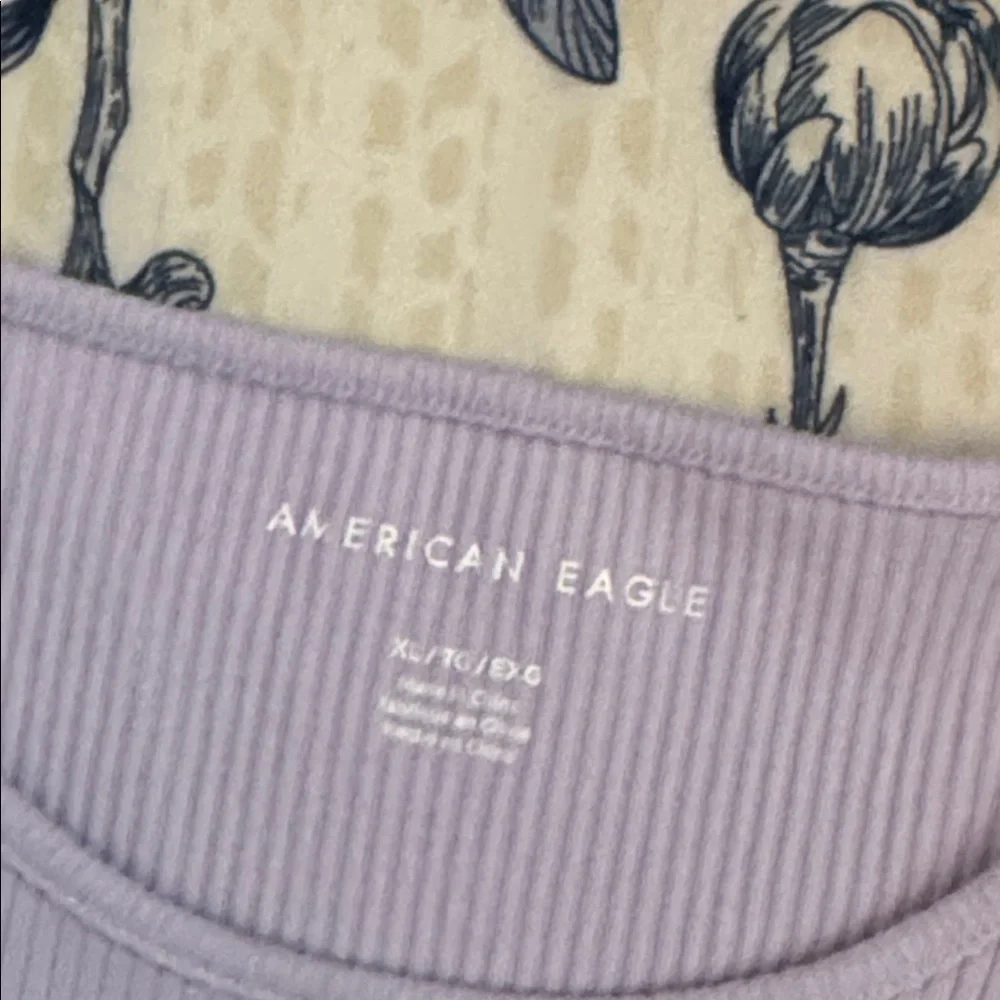 Lavender Ribbed Cutout Crop Tank - Picture 2 of 4